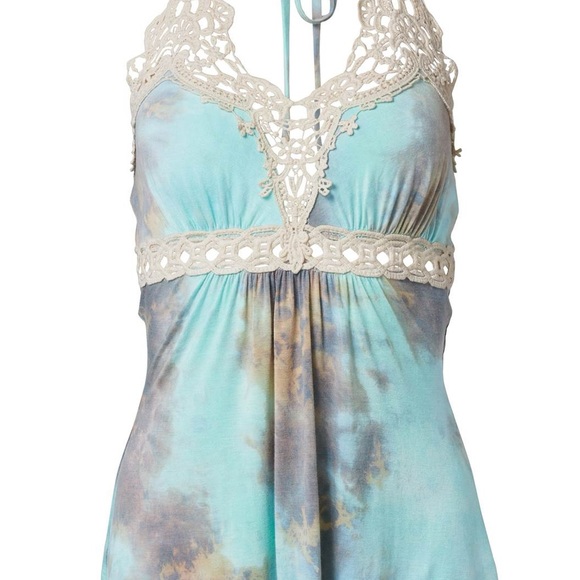 halter style top open-knit crochet framing the bust and neckline. Pastel colors - Picture 3 of 5